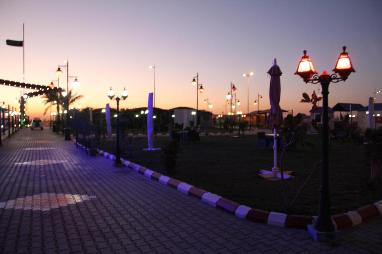 منتجع وشاليهات مورجان الشرق - للعائلات فقط - Dammam Exterior foto