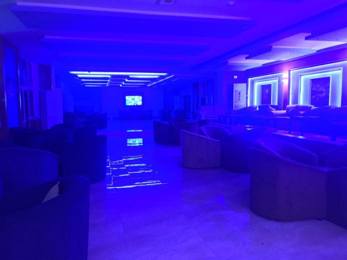 منتجع وشاليهات مورجان الشرق - للعائلات فقط - Dammam Exterior foto